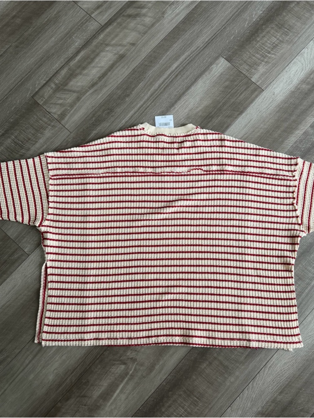 NWT American Eagle Women’s Oversized Big Hug Waffle Crew Neck S Cozy Cream Red - Picture 2 of 4